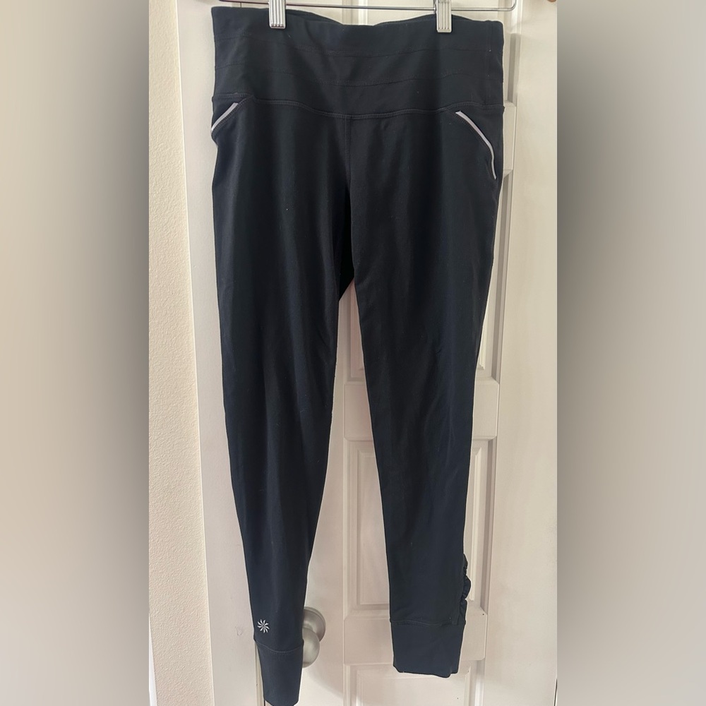 Athleta Black High-Waisted Workout Leggings w/ Pockets